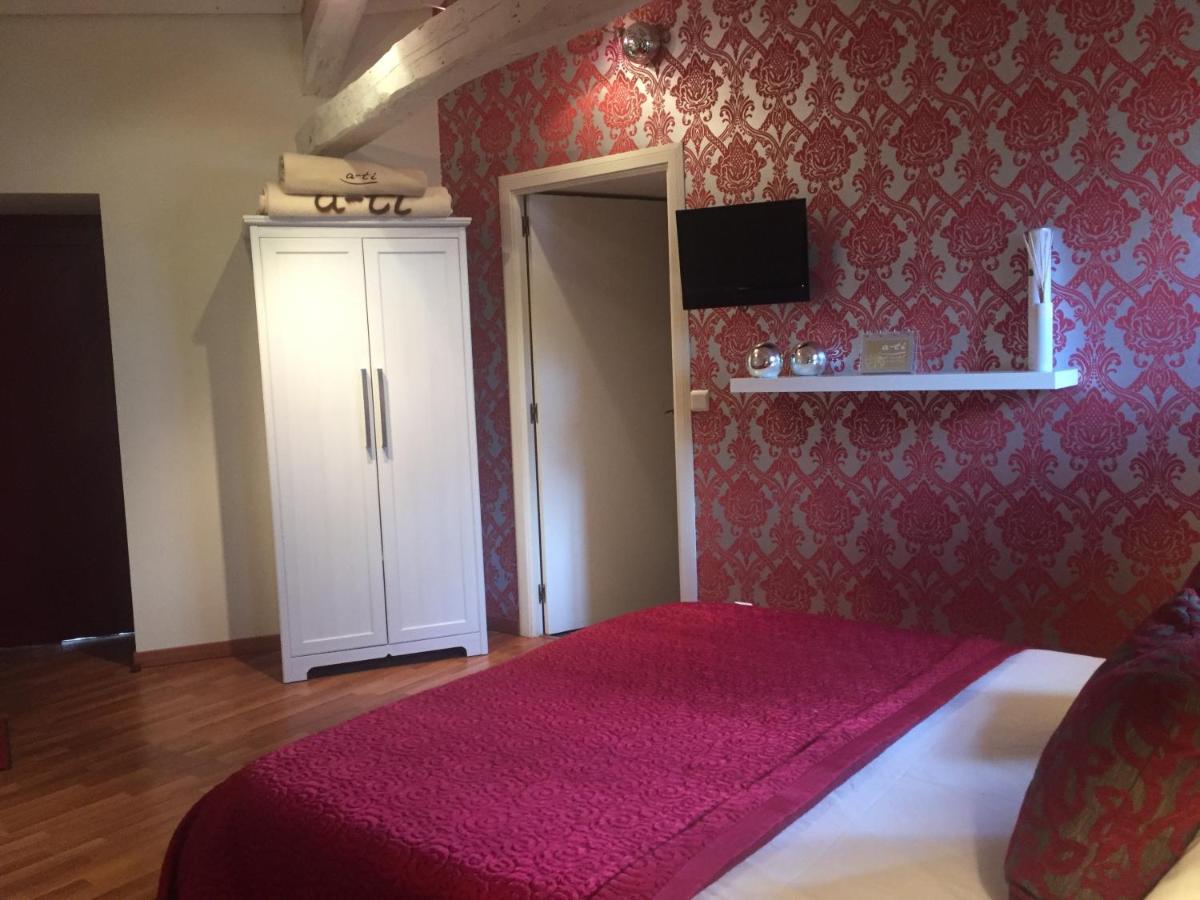 B&B A Ti Valderrey Exteriör bild